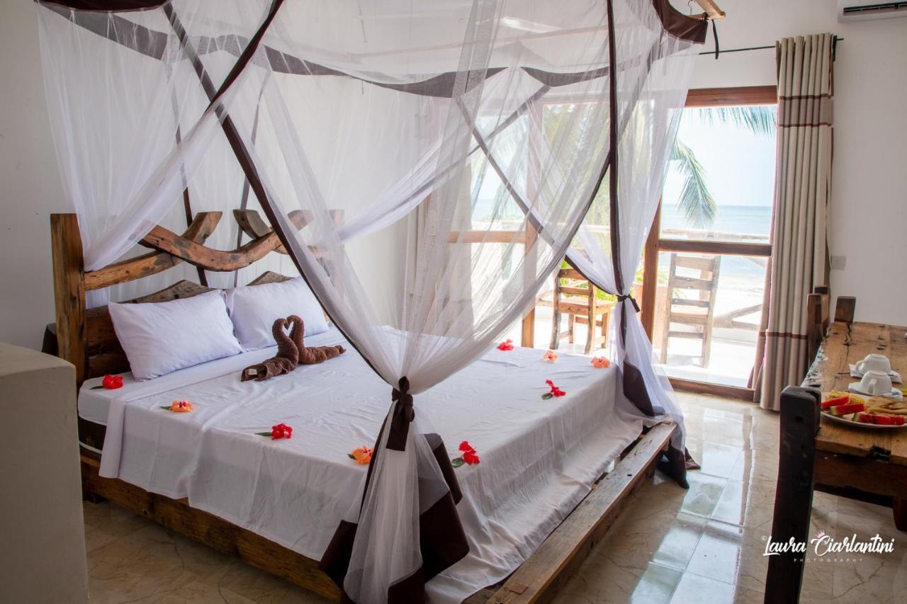 Uroa Zanzibar Vera Beach Hotel By Moonshine Dikoni Exterior foto
