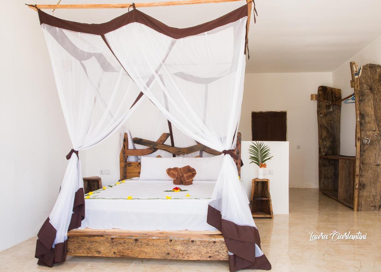 Uroa Zanzibar Vera Beach Hotel By Moonshine Dikoni Exterior foto